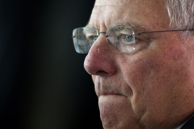 Σαφώς και θέλω να κρατήσω την Ελλάδα στην Ευρωζώνη, δηλώνει ο Β. Σόιμπλε